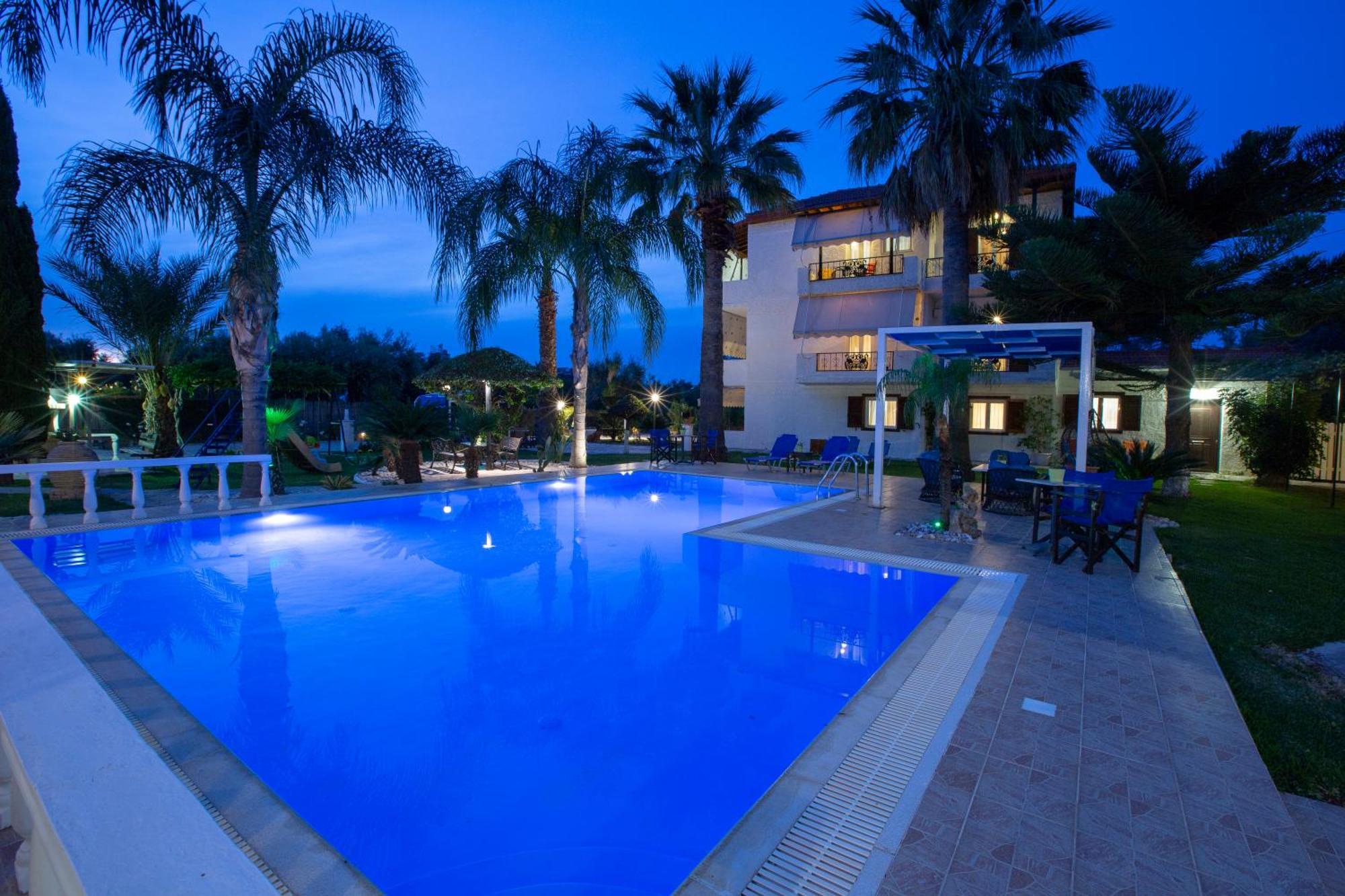 Villa Dimitris Apartments & Bungalows Frínion Exterior foto