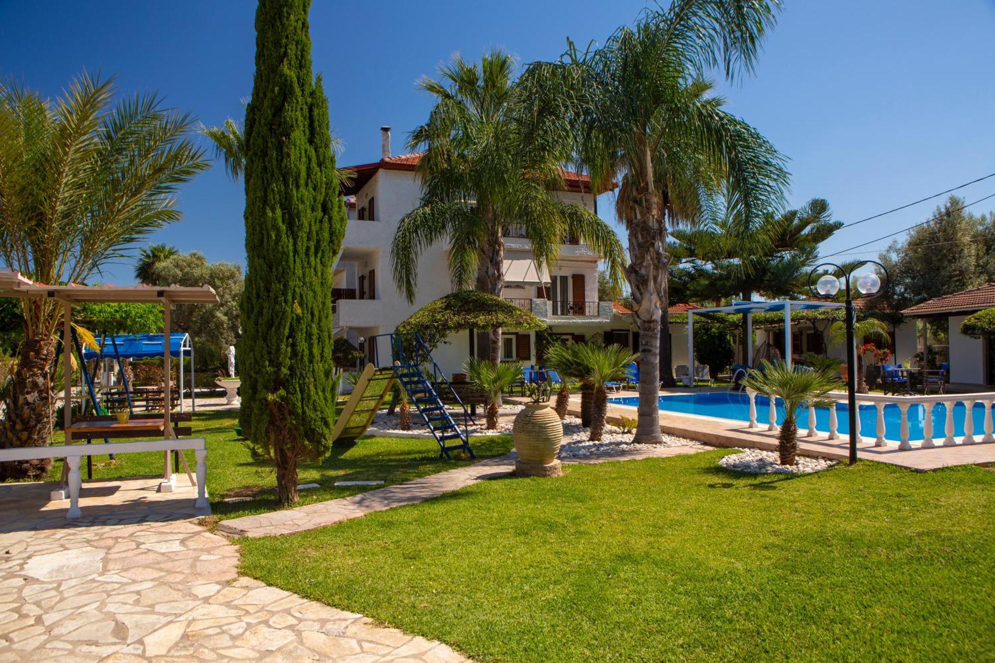 Villa Dimitris Apartments & Bungalows Frínion Exterior foto