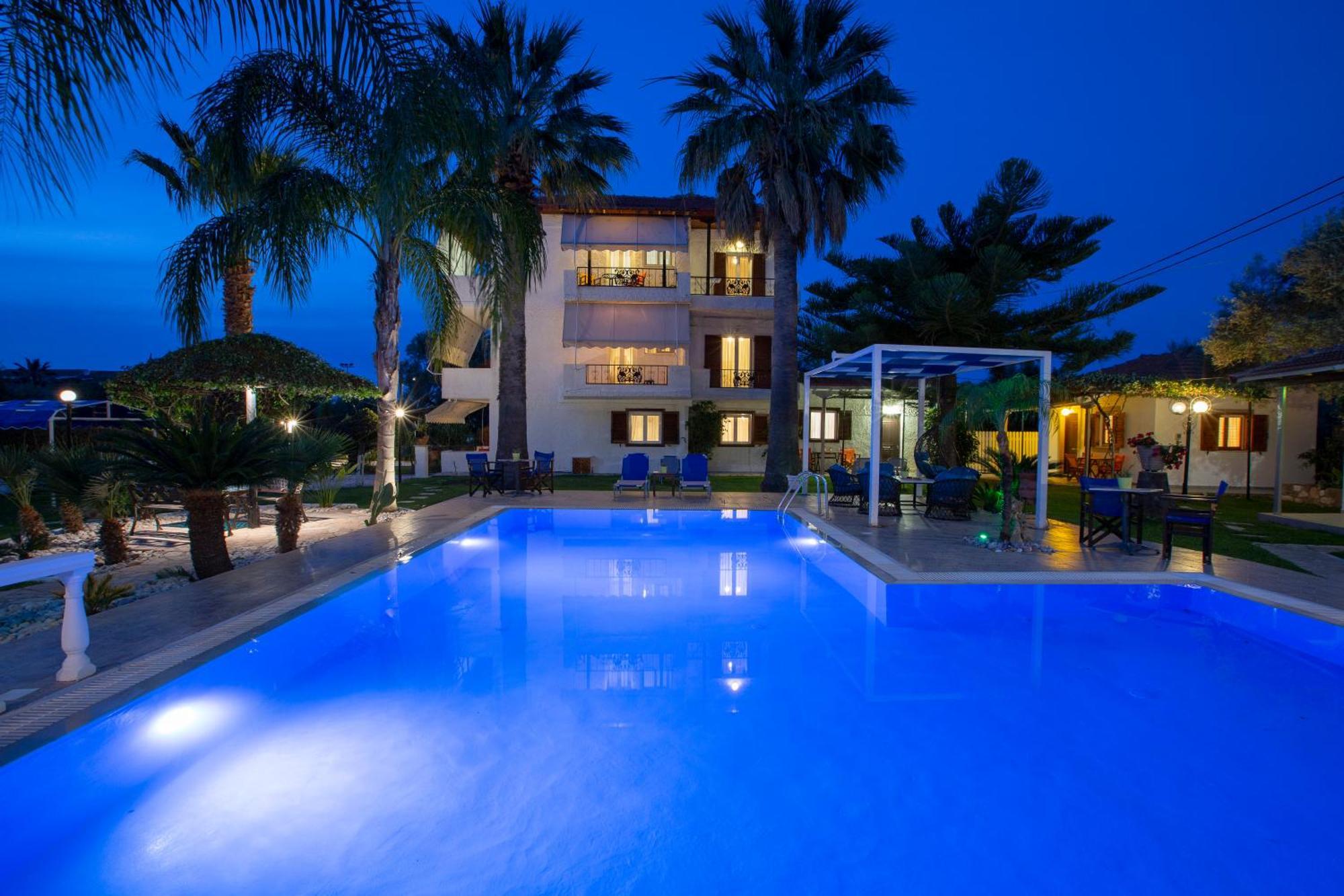 Villa Dimitris Apartments & Bungalows Frínion Exterior foto