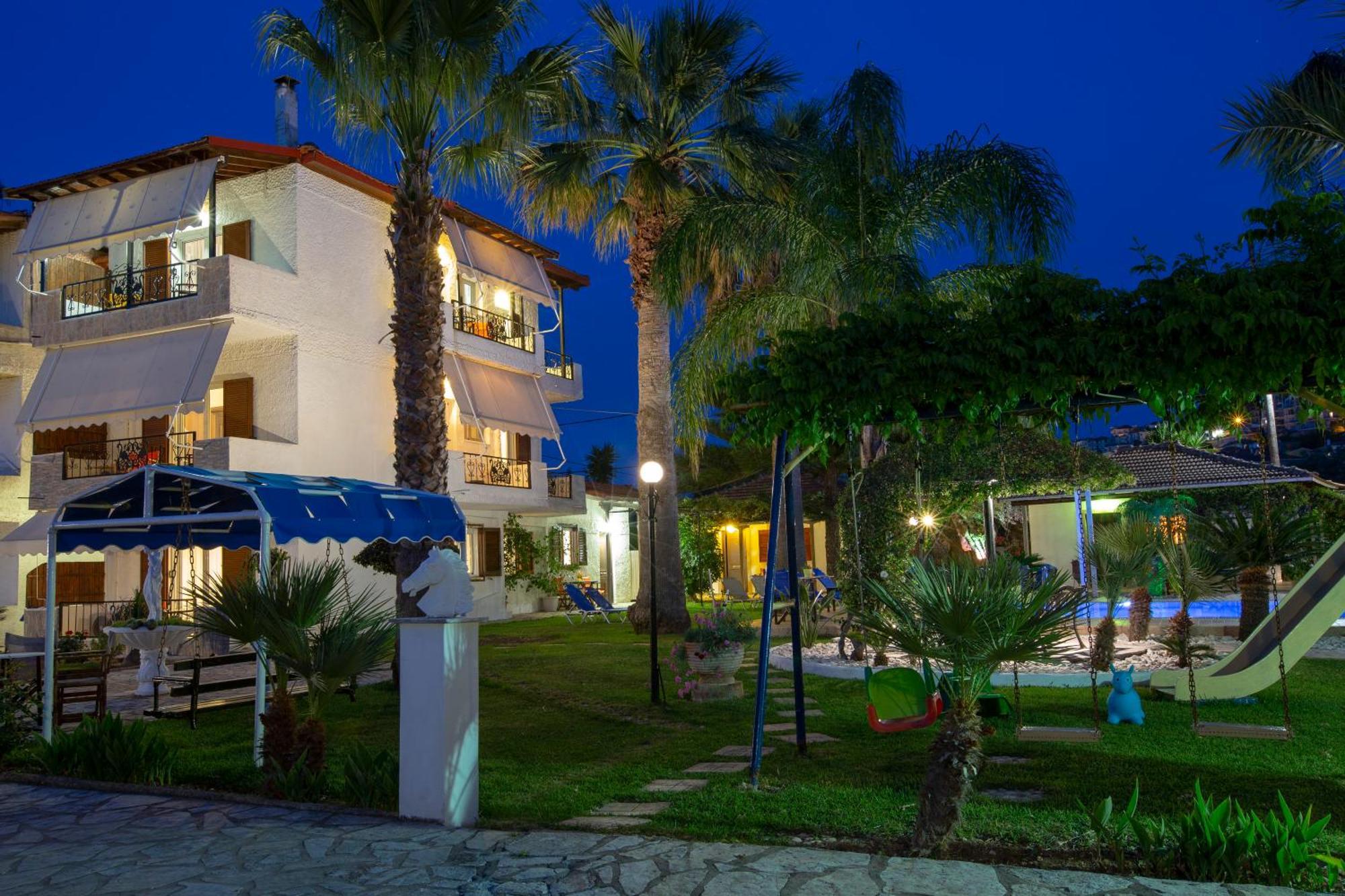 Villa Dimitris Apartments & Bungalows Frínion Exterior foto