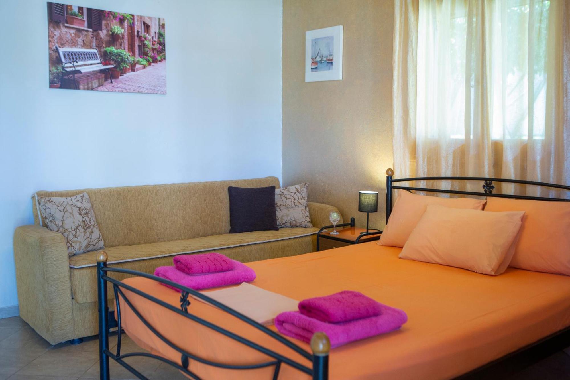 Villa Dimitris Apartments & Bungalows Frínion Exterior foto