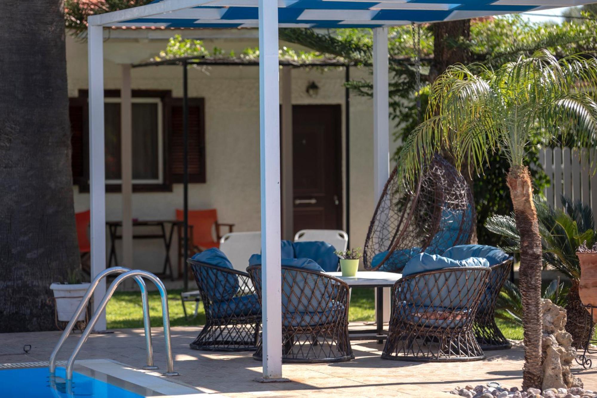 Villa Dimitris Apartments & Bungalows Frínion Exterior foto