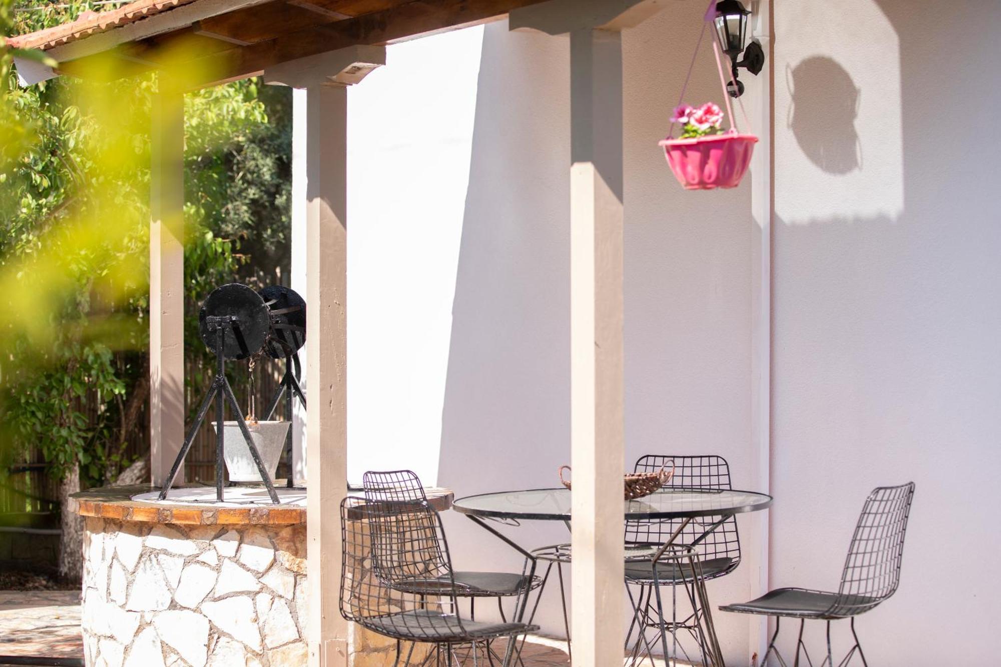 Villa Dimitris Apartments & Bungalows Frínion Exterior foto