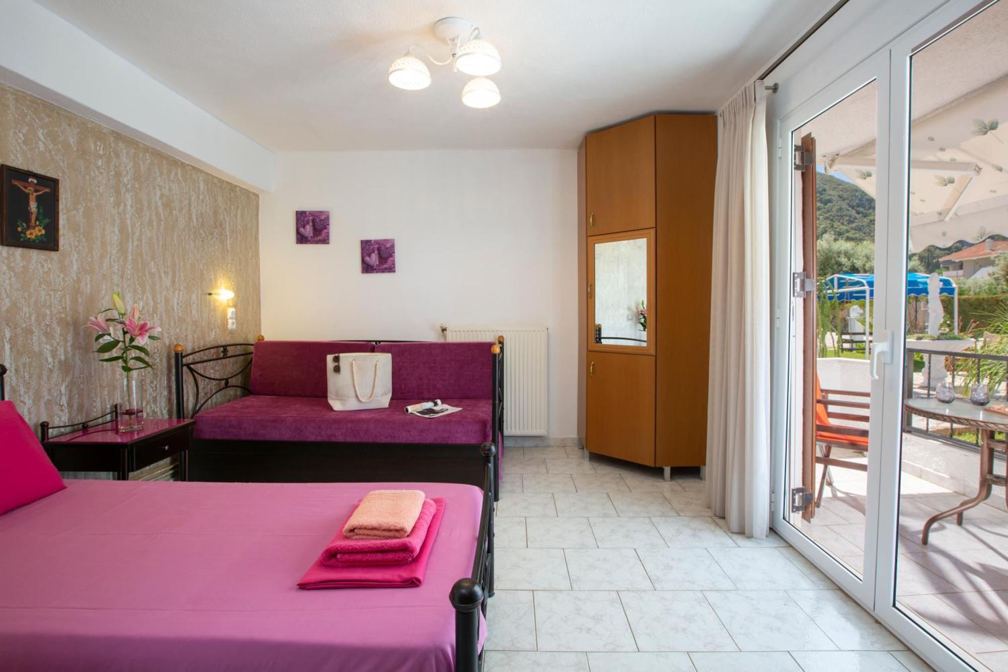 Villa Dimitris Apartments & Bungalows Frínion Exterior foto