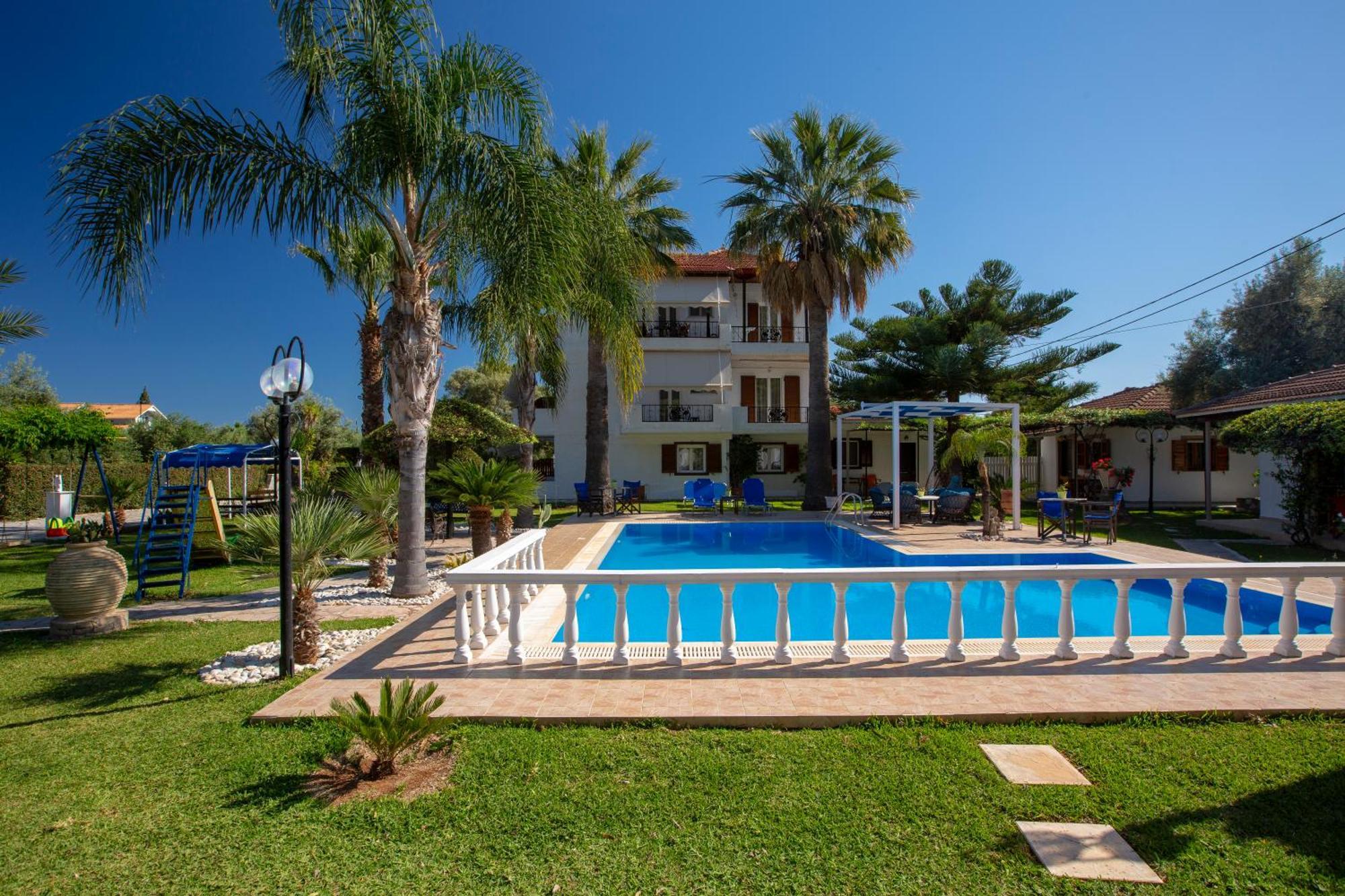 Villa Dimitris Apartments & Bungalows Frínion Exterior foto