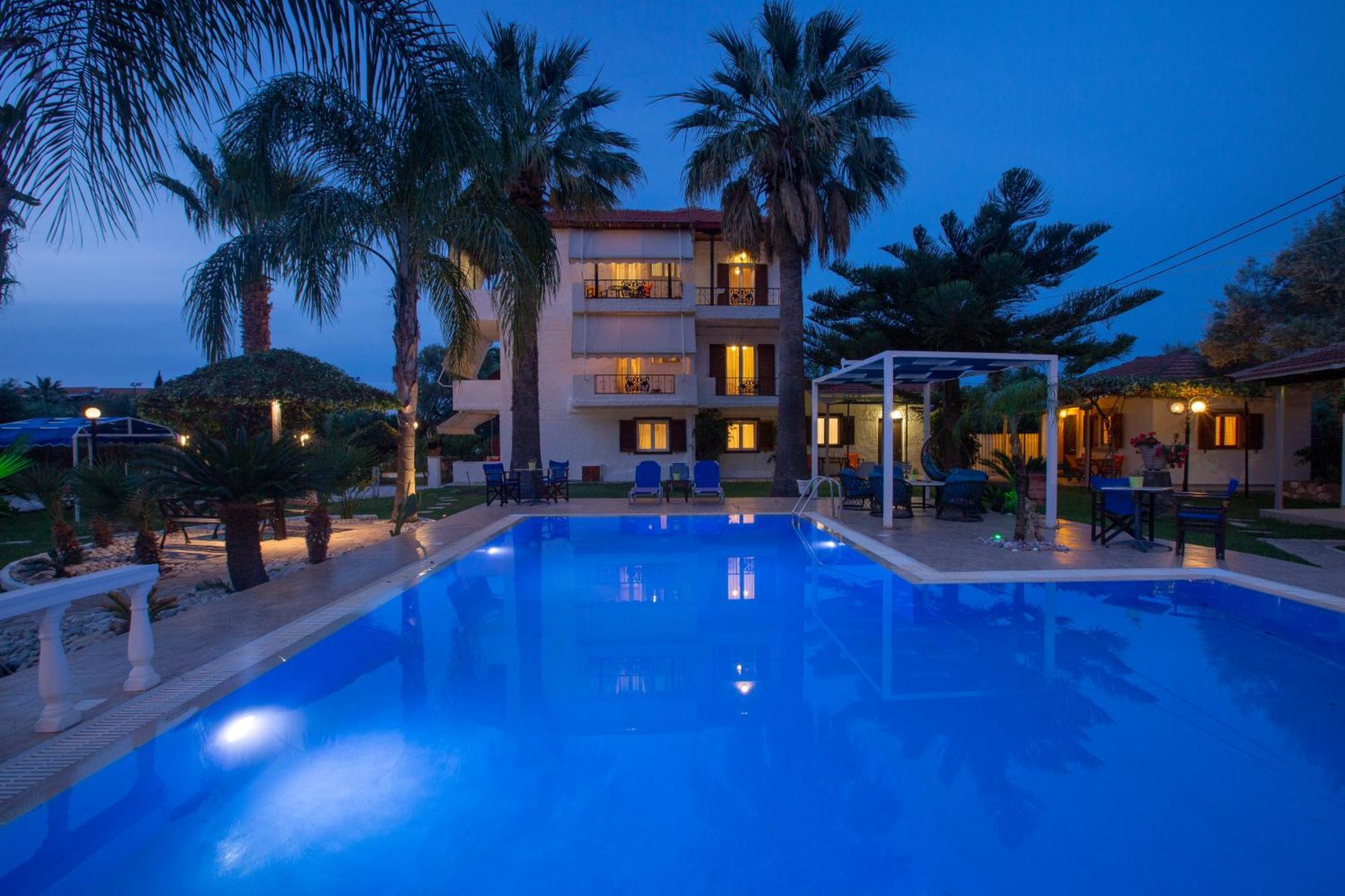 Villa Dimitris Apartments & Bungalows Frínion Exterior foto