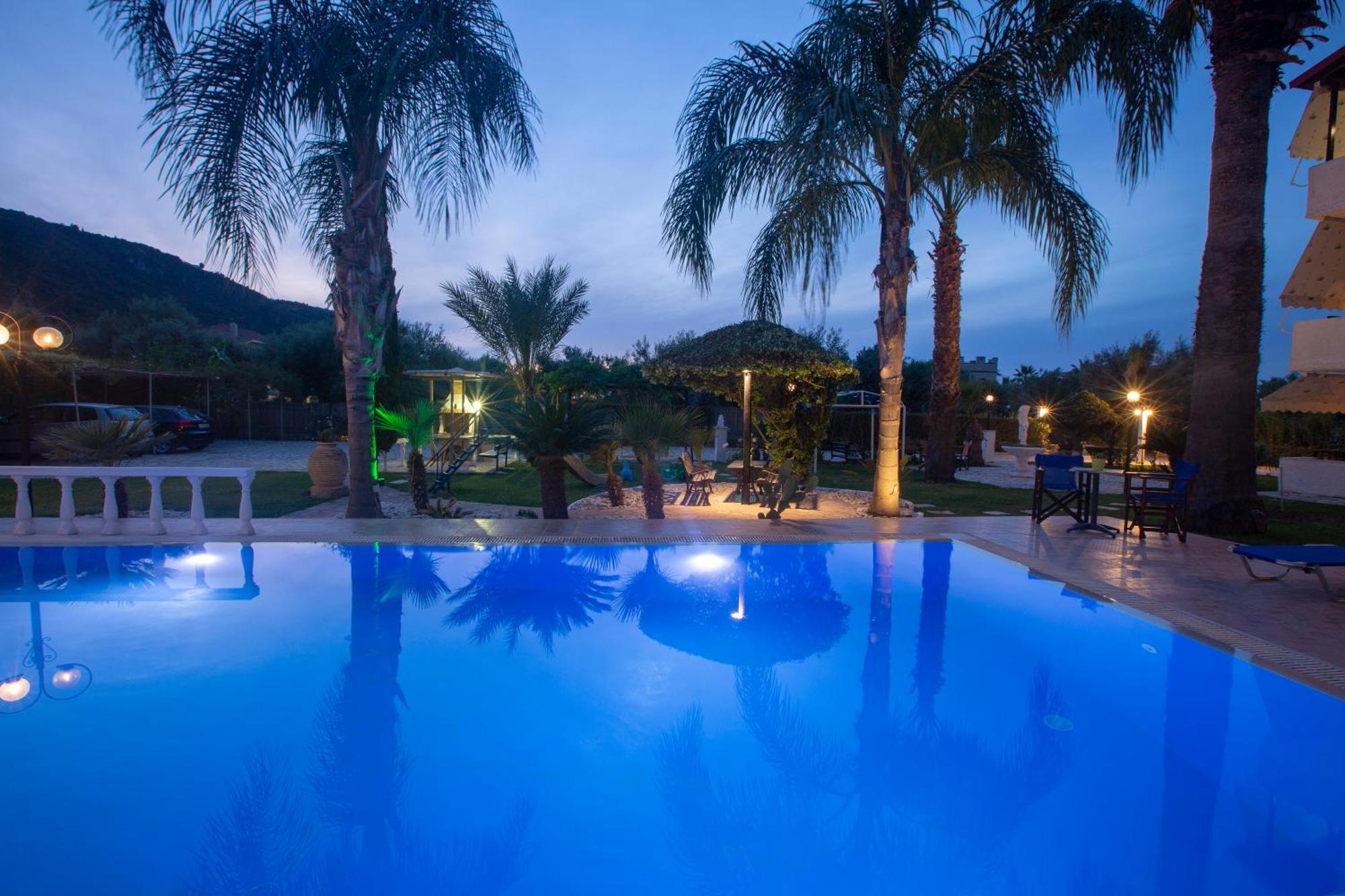 Villa Dimitris Apartments & Bungalows Frínion Exterior foto