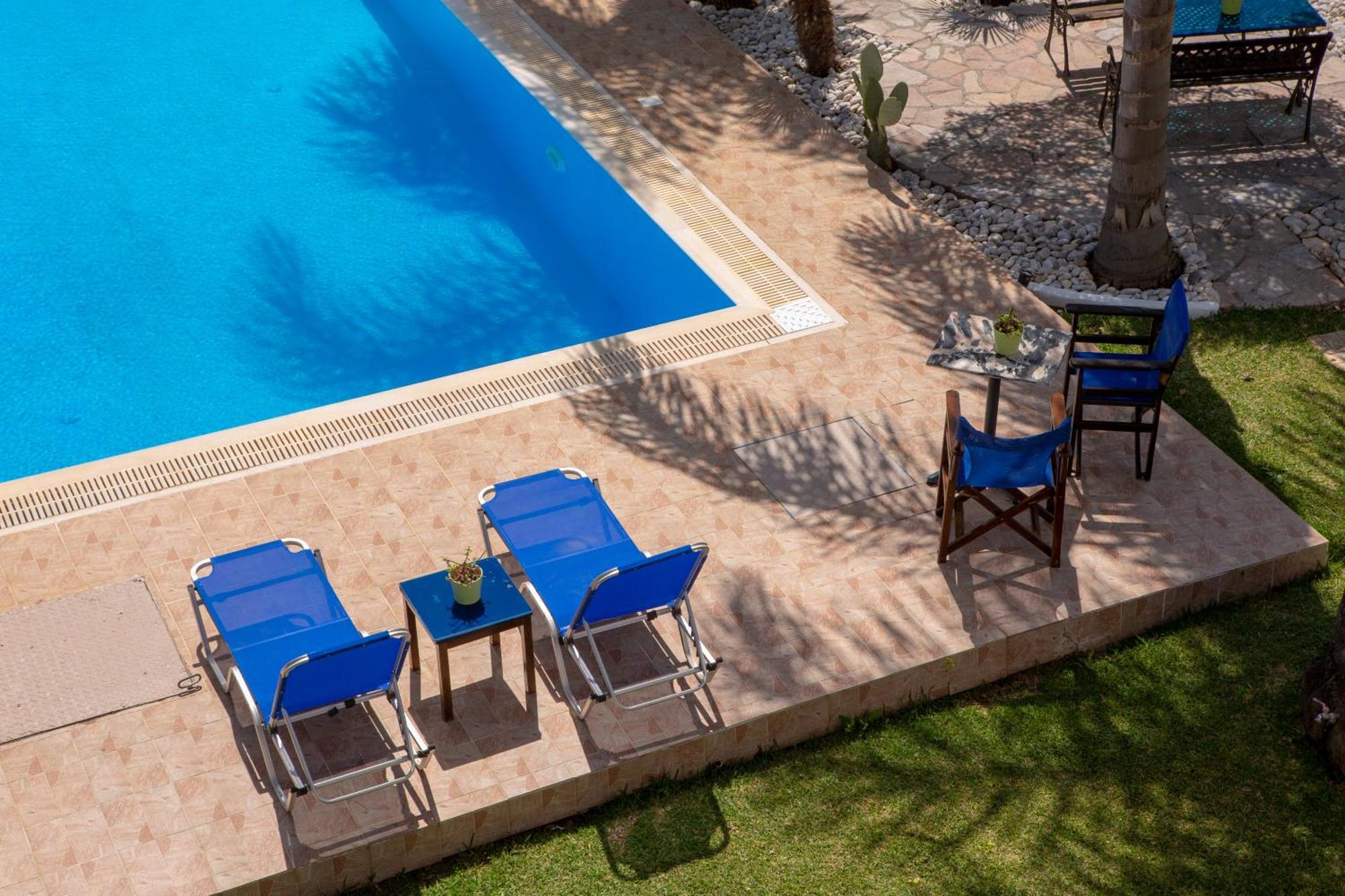 Villa Dimitris Apartments & Bungalows Frínion Exterior foto