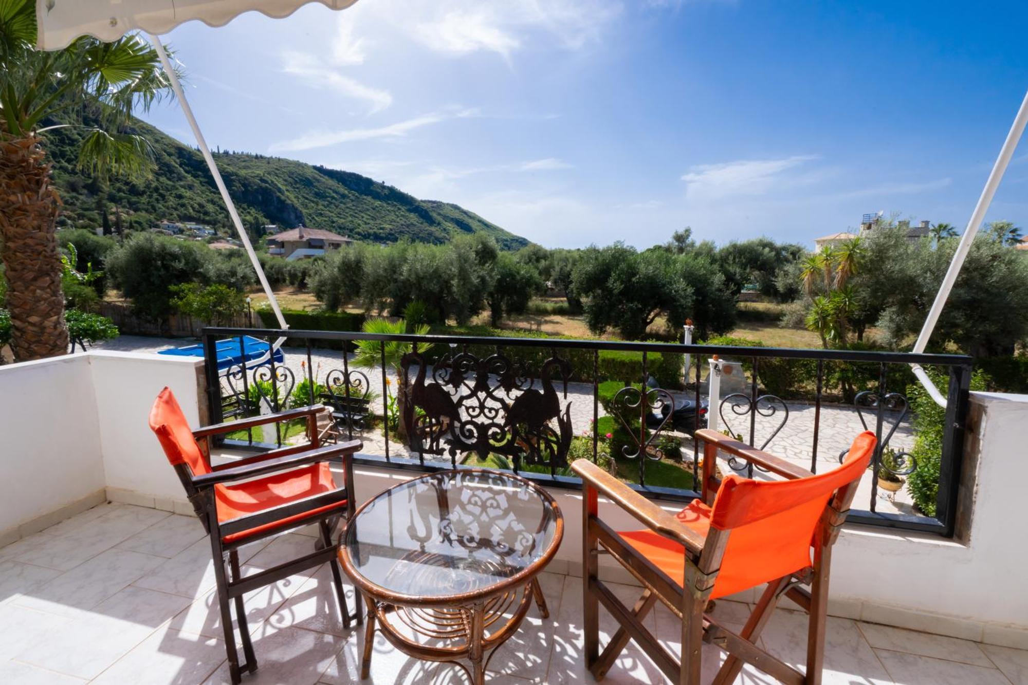 Villa Dimitris Apartments & Bungalows Frínion Exterior foto