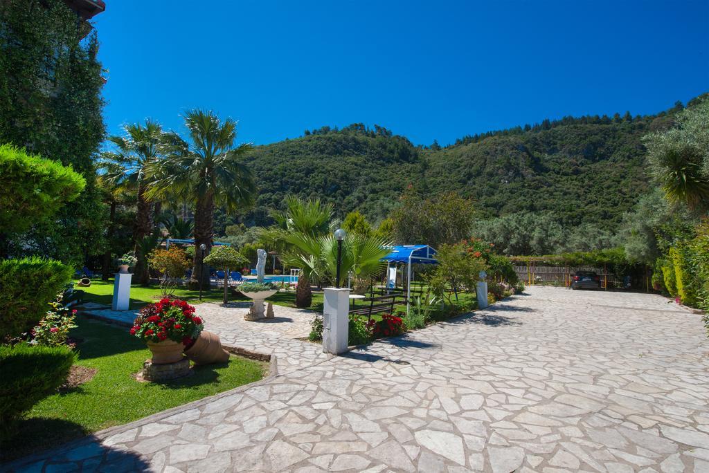 Villa Dimitris Apartments & Bungalows Frínion Exterior foto