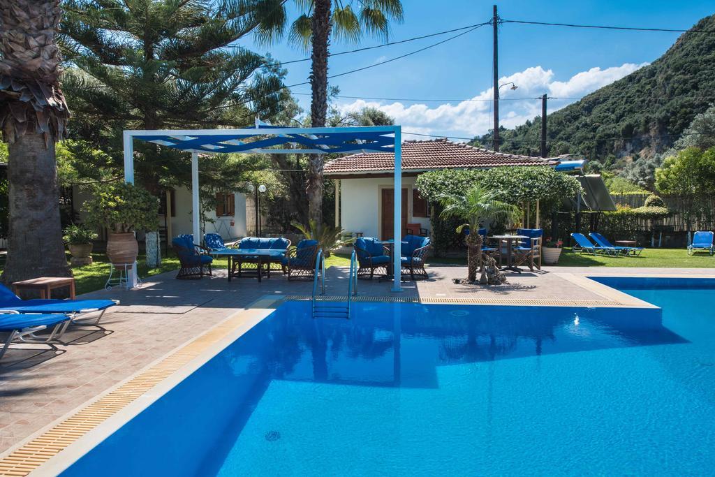 Villa Dimitris Apartments & Bungalows Frínion Exterior foto